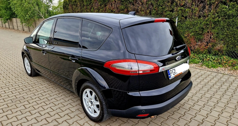 Ford S-Max cena 29900 przebieg: 239000, rok produkcji 2011 z Gniezno małe 191